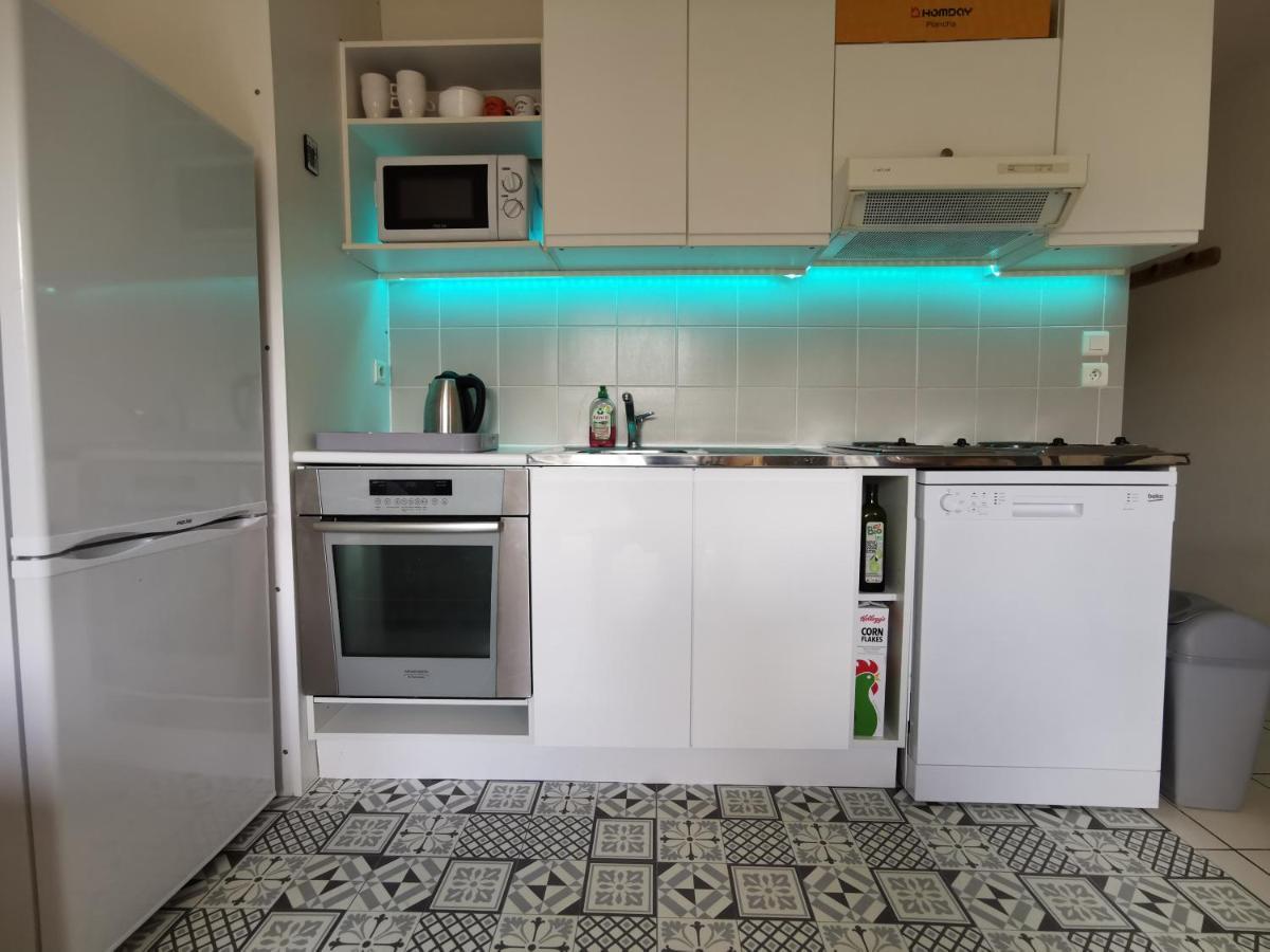 Au 11 T3 Duplex, Village Vacances, Piscines, Parking Saint-Geniez-d'Olt Exterior foto